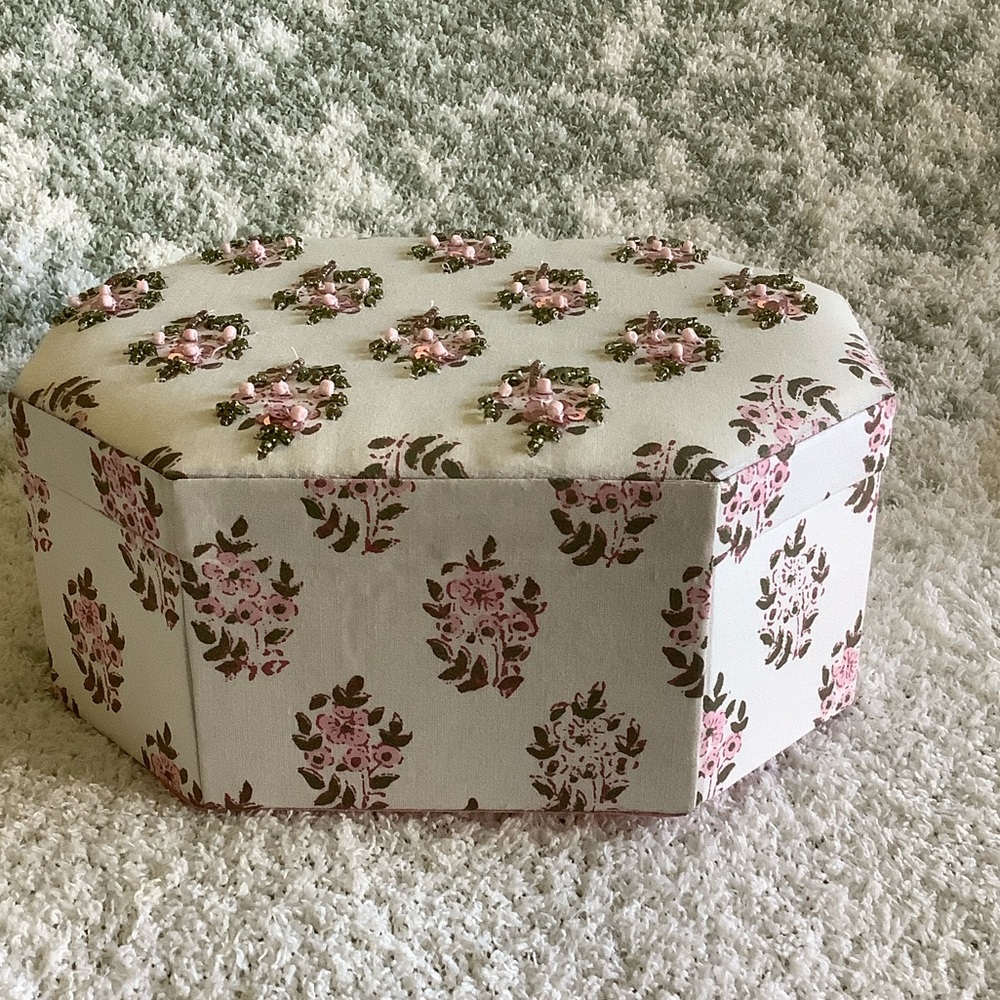 Floral Quilted Octagonal Jewelry Box India NWT - Picture 8 of 14